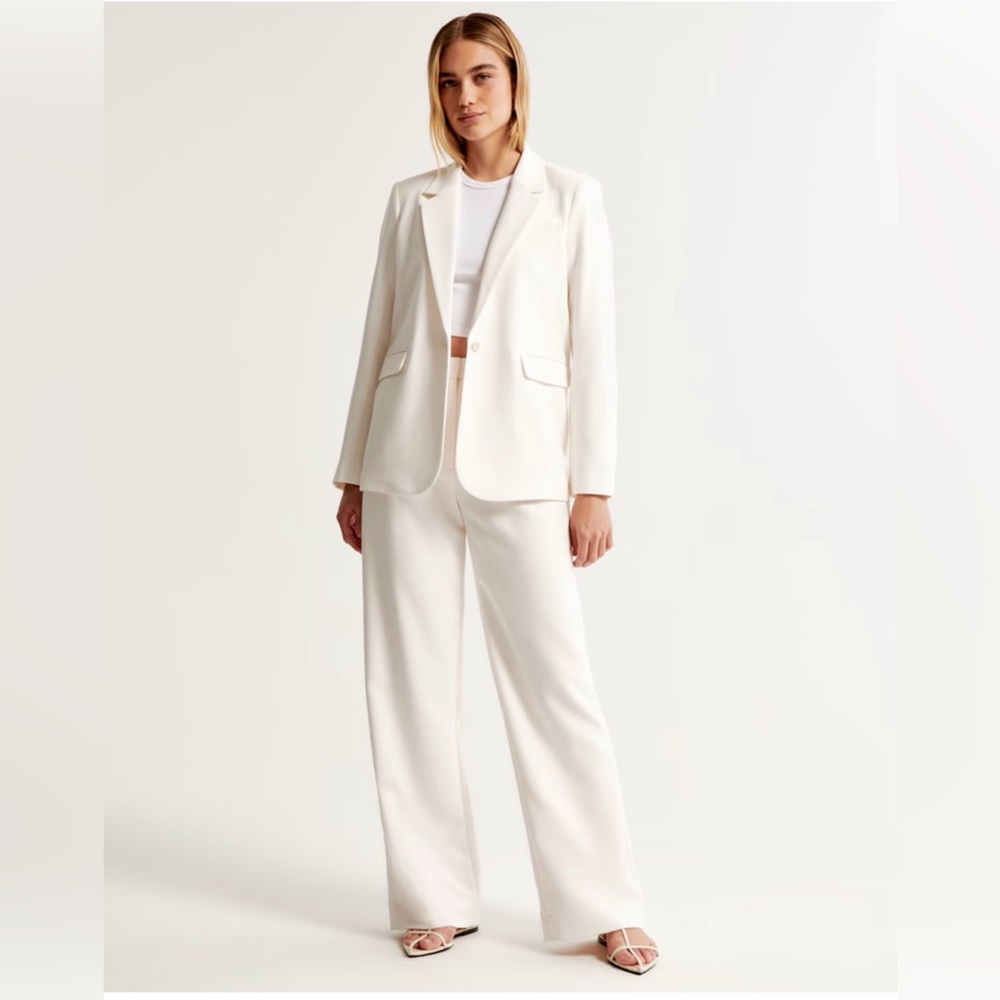 COPY - A&F Abercrombie & Fitch Sloane Tailored Wide Leg Pant Cream Size 33/16